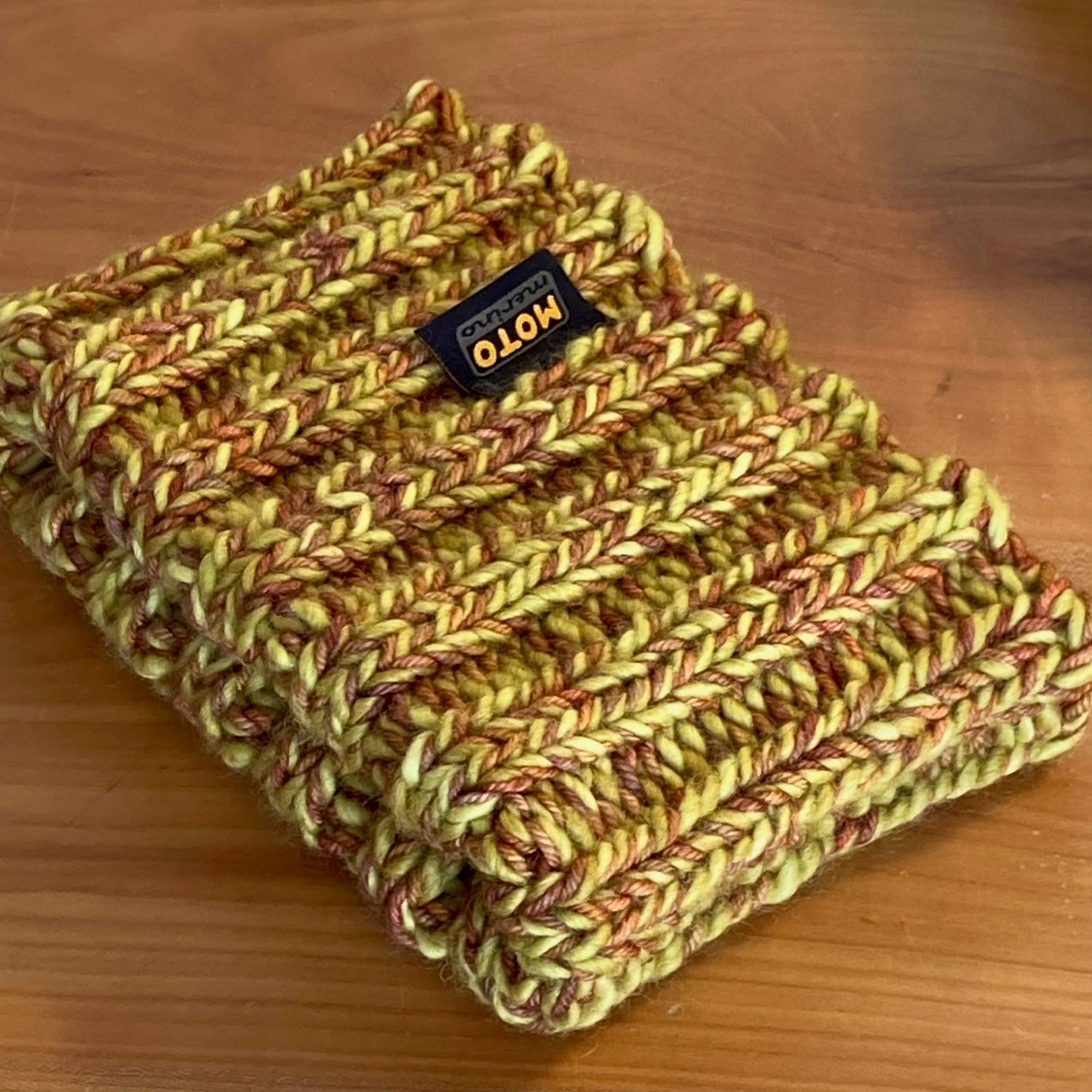 MOTO • Merino hand-knit